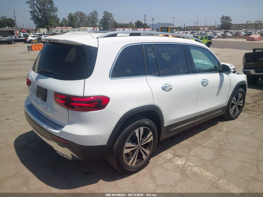 2026 Mercedes-benz Glb VIN W1N4M4GB2TW439005 IAAI salvage auction — FRONT END, Salvage (California), sold $11,100 on 2026-07-29 (photo 4)