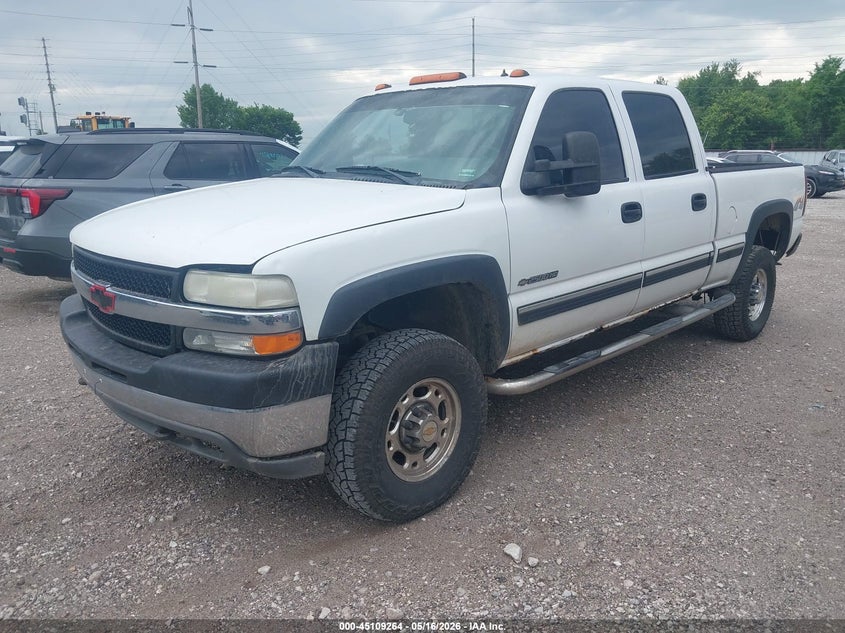 2002 Chevrolet Silverado 2500 VIN 1GCHK23G72F149040 IAAI salvage auction — HAIL, Clear (Missouri), sold $1,200 on 2026-07-17 (photo 2)