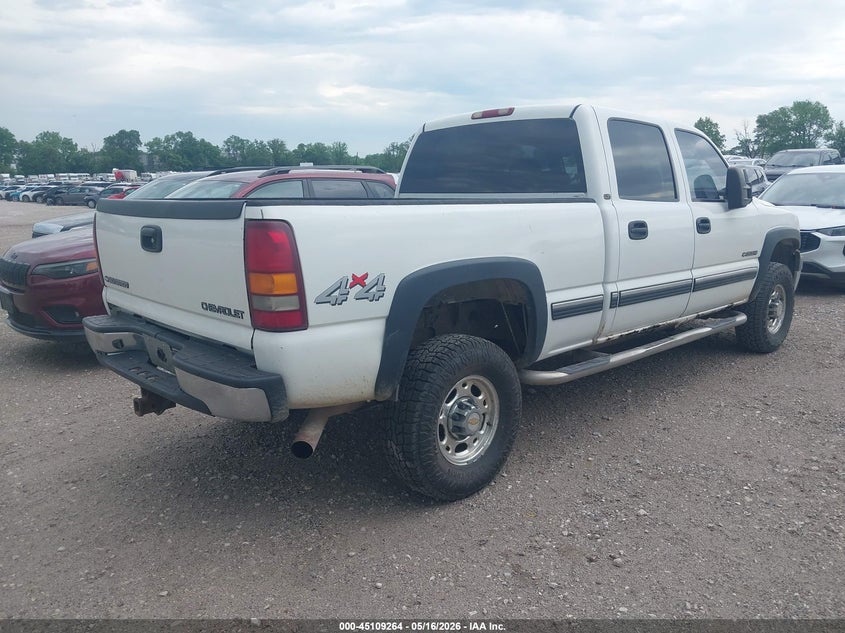 2002 Chevrolet Silverado 2500 VIN 1GCHK23G72F149040 IAAI salvage auction — HAIL, Clear (Missouri), sold $1,200 on 2026-07-17 (photo 4)