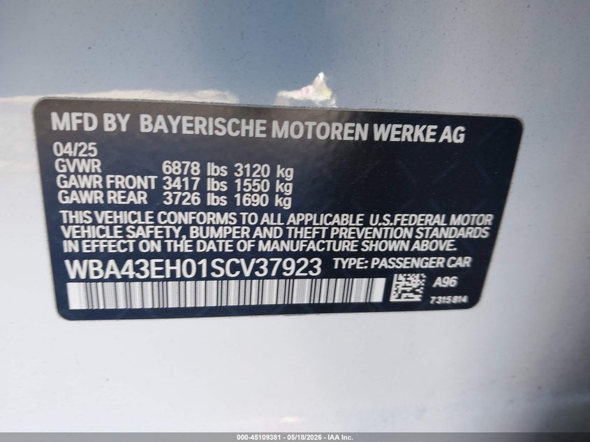 2025 BMW 7er VIN WBA43EH01SCV37923 IAAI salvage auction — RIGHT FRONT, Salvage (California), sold $55,000 on 2026-07-20 (photo 9)