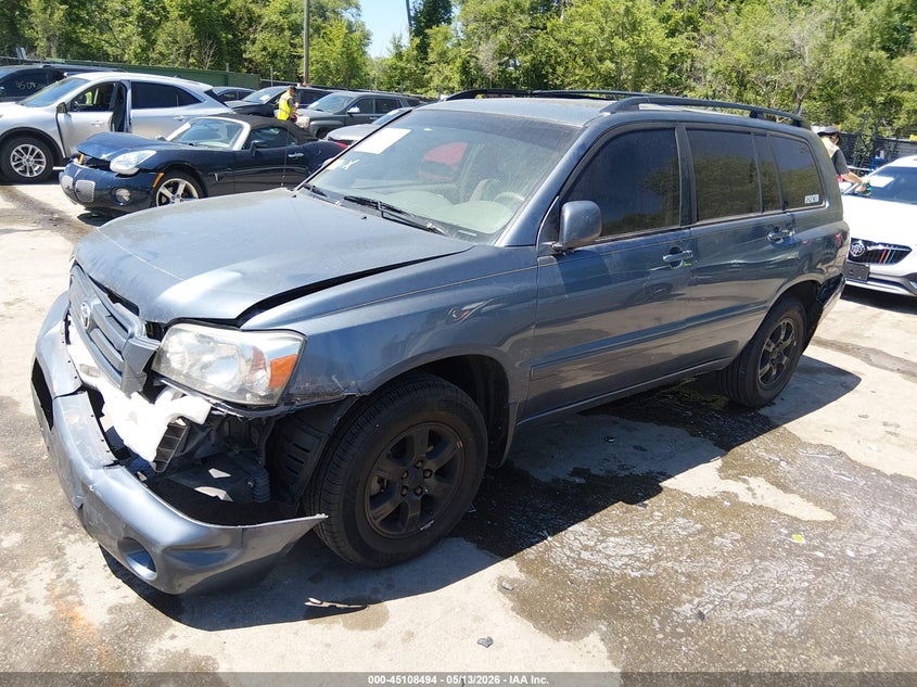2005 Toyota Highlander VIN JTEEP21A050128696 IAAI salvage auction — FRONT & REAR, Salvage (Kansas), sold $725 on 2026-07-22 (photo 2)