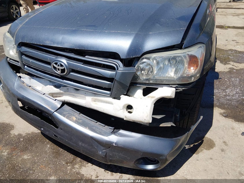 2005 Toyota Highlander VIN JTEEP21A050128696 IAAI salvage auction — FRONT & REAR, Salvage (Kansas), sold $725 on 2026-07-22 (photo 6)