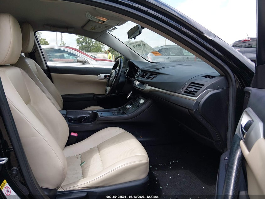 2012 Lexus Ct VIN JTHKD5BH0C2107571 IAAI salvage auction — SIDE, Salvage (Ohio), sold $925 on 2026-07-31 (photo 5)