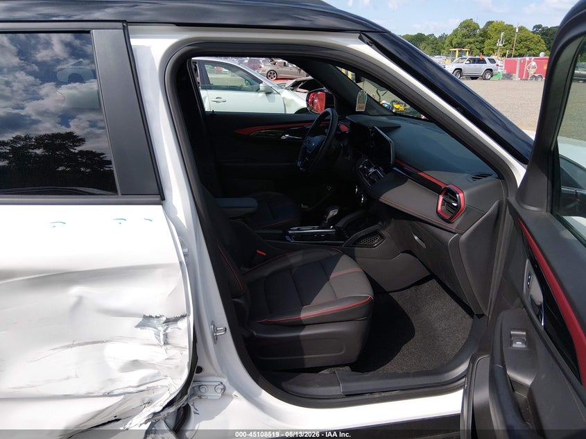 2025 Chevrolet Trailblazer VIN KL79MTSL4SB105911 IAAI salvage auction — RIGHT SIDE, Clear (South Carolina), sold $9,300 on 2026-07-07 (photo 5)