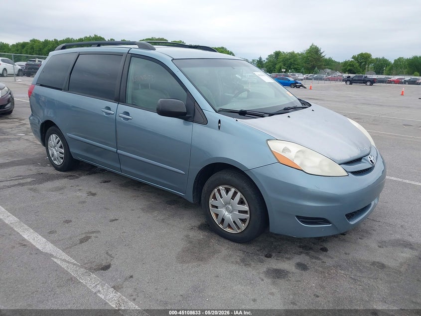 2008 Toyota Sienna VIN 5TDZK23CX8S174122 IAAI salvage auction — SIDE, Clear (Indiana), sold $675 on 2026-07-11 (photo 1)