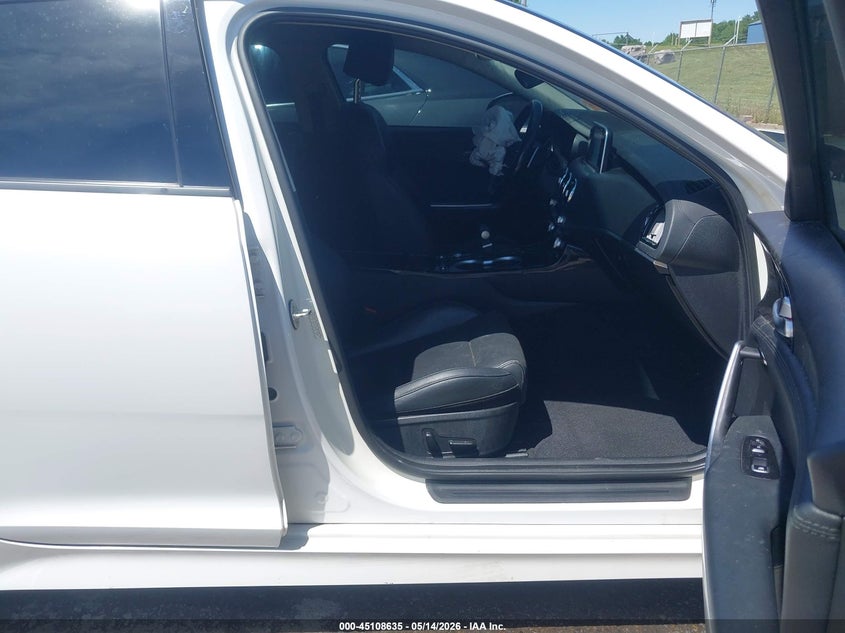 2018 Kia Stinger VIN KNAE15LA9J6039380 IAAI salvage auction — LEFT FRONT, Salvage (Missouri), sold $2,050 on 2026-07-14 (photo 5)