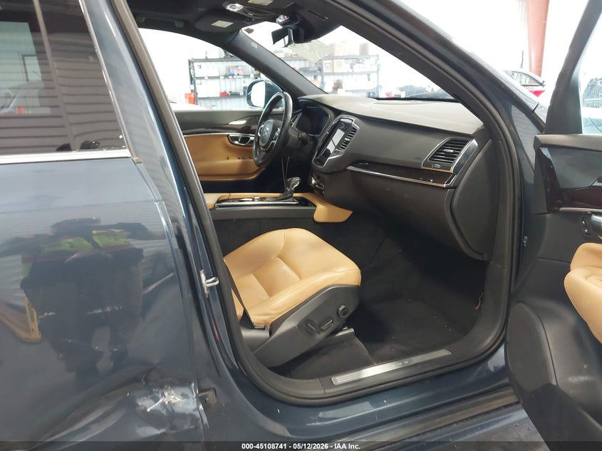 2019 Volvo Xc90 VIN YV4A22PK3K1416524 IAAI salvage auction — RIGHT SIDE, Salvage Title, sold $7,850 on 2026-09-09 (photo 5)