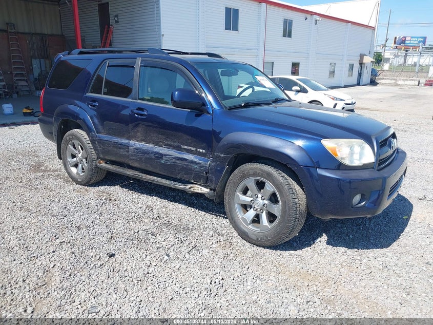 2008 Toyota 4runner VIN JTEBT17R58K004177 IAAI salvage auction — RIGHT SIDE, Salvage (North Carolina), sold $5,600 on 2026-07-10 (photo 1)