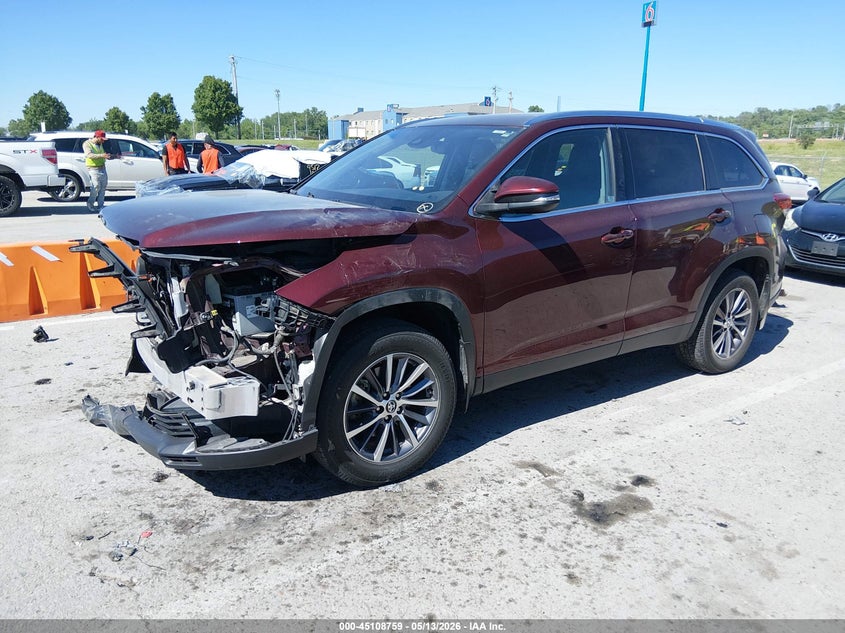 2019 Toyota Highlander VIN 5TDJZRFH7KS954465 IAAI salvage auction — FRONT END, Salvage (Illinois), sold $9,900 on 2026-07-28 (photo 2)
