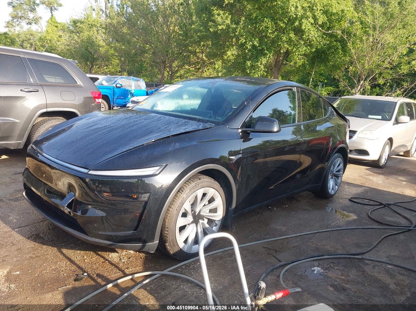 2026 Tesla Model y VIN 7SAYGDED7TA499158 IAAI salvage auction — FRONT & REAR, Salvage Title, sold $16,600 on 2026-07-12 (photo 2)