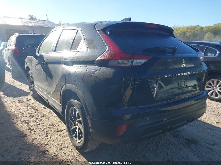 2024 Mitsubishi Eclipse cross VIN JA4ATUAA1RZ061175 IAAI salvage auction — HAIL, Clear Claim Paid (Wisconsin), sold $7,575 on 2026-07-08 (photo 3)