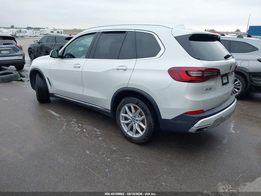 2022 BMW X5 VIN 5UXCR6C08N9M30829 IAAI salvage auction — RIGHT SIDE, Salvage (Nebraska), sold $21,300 on 2026-07-23 (photo 3)