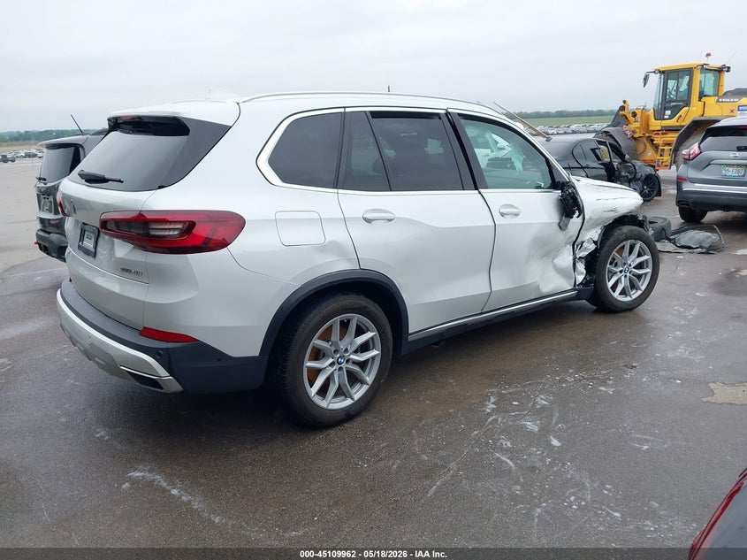 2022 BMW X5 VIN 5UXCR6C08N9M30829 IAAI salvage auction — RIGHT SIDE, Salvage (Nebraska), sold $21,300 on 2026-07-23 (photo 4)