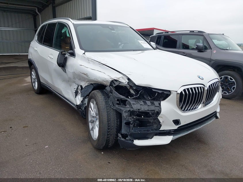 2022 BMW X5 VIN 5UXCR6C08N9M30829 IAAI salvage auction — RIGHT SIDE, Salvage (Nebraska), sold $21,300 on 2026-07-23 (photo 6)