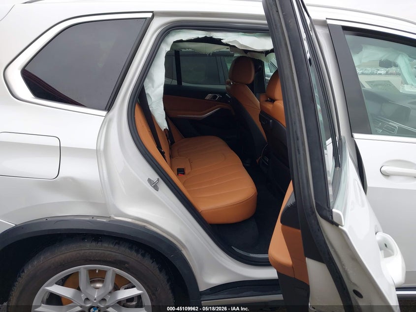2022 BMW X5 VIN 5UXCR6C08N9M30829 IAAI salvage auction — RIGHT SIDE, Salvage (Nebraska), sold $21,300 on 2026-07-23 (photo 8)