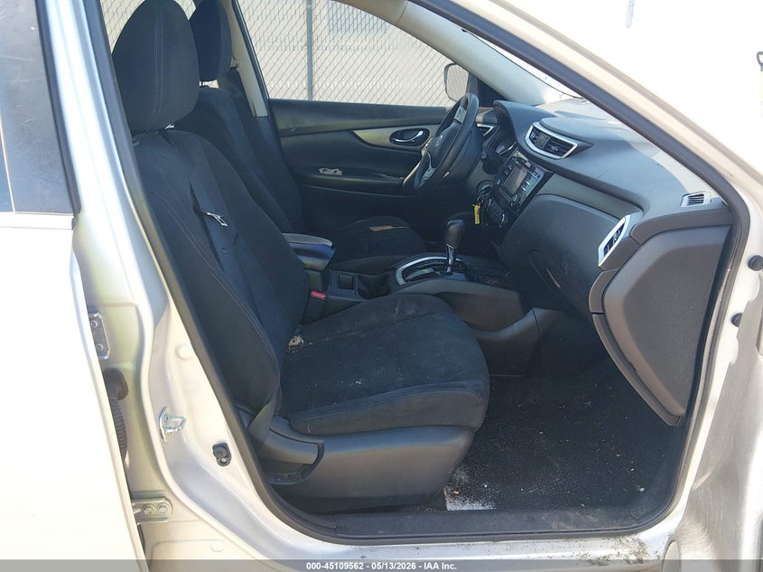 2016 Nissan Rogue VIN JN8AT2MT4GW007704 IAAI salvage auction — LEFT FRONT, Salvage (Mississippi), sold $1,500 on 2026-07-30 (photo 5)