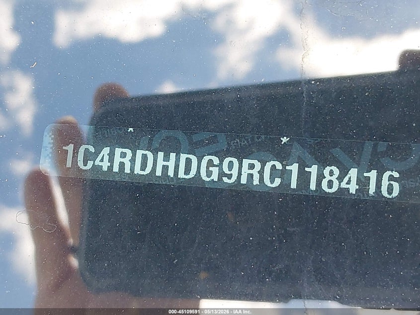 2024 Dodge Durango VIN 1C4RDHDG9RC118416 IAAI salvage auction — FRONT END, Salvage (South Carolina), sold $8,600 on 2026-08-28 (photo 9)