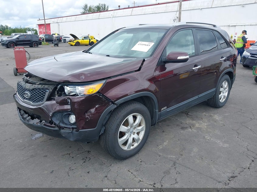 2012 Kia Sorento VIN 5XYKTCA68CG256955 IAAI salvage auction — FRONT END, Salvage (Oregon), sold $600 on 2026-07-16 (photo 2)