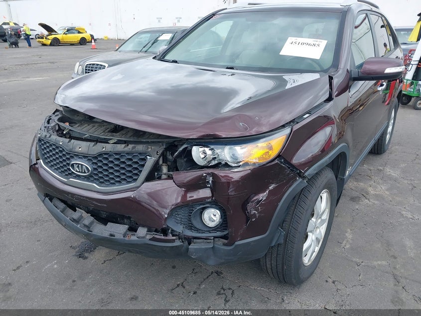 2012 Kia Sorento VIN 5XYKTCA68CG256955 IAAI salvage auction — FRONT END, Salvage (Oregon), sold $600 on 2026-07-16 (photo 6)