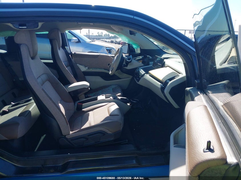 2019 BMW I3 VIN WBY8P4C54K7D52149 IAAI salvage auction — LEFT SIDE, Original (Texas), sold $8,100 on 2026-07-23 (photo 5)