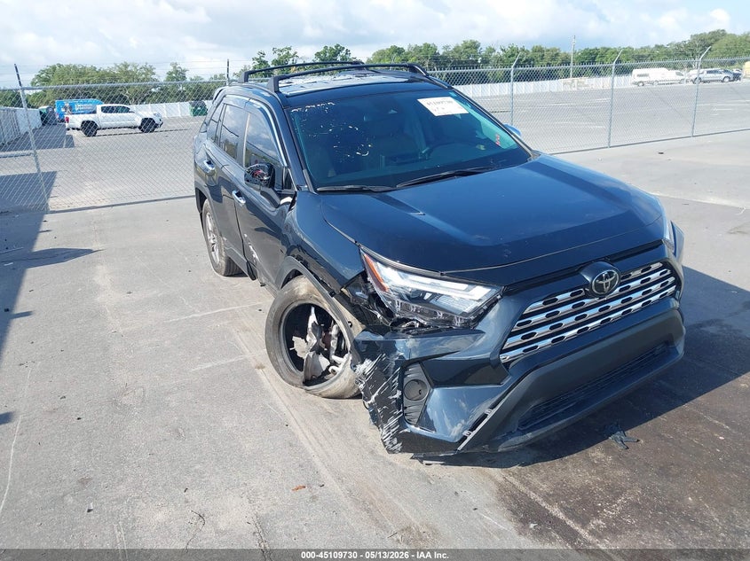 2025 Toyota Rav 4 VIN JTMLWRFV9SD319427 IAAI salvage auction — RIGHT FRONT, Rebuildable (Florida), sold $13,500 on 2026-07-10 (photo 1)