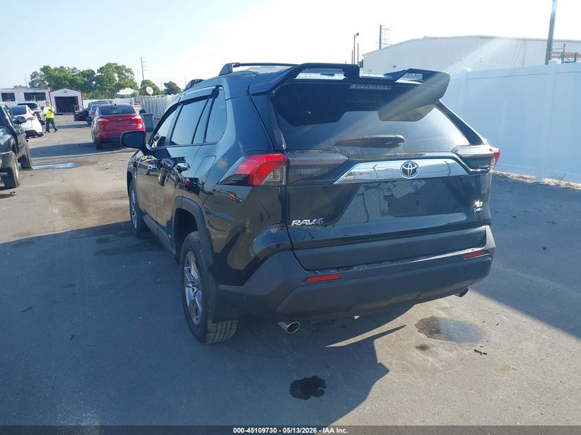 2025 Toyota Rav 4 VIN JTMLWRFV9SD319427 IAAI salvage auction — RIGHT FRONT, Rebuildable (Florida), sold $13,500 on 2026-07-10 (photo 3)