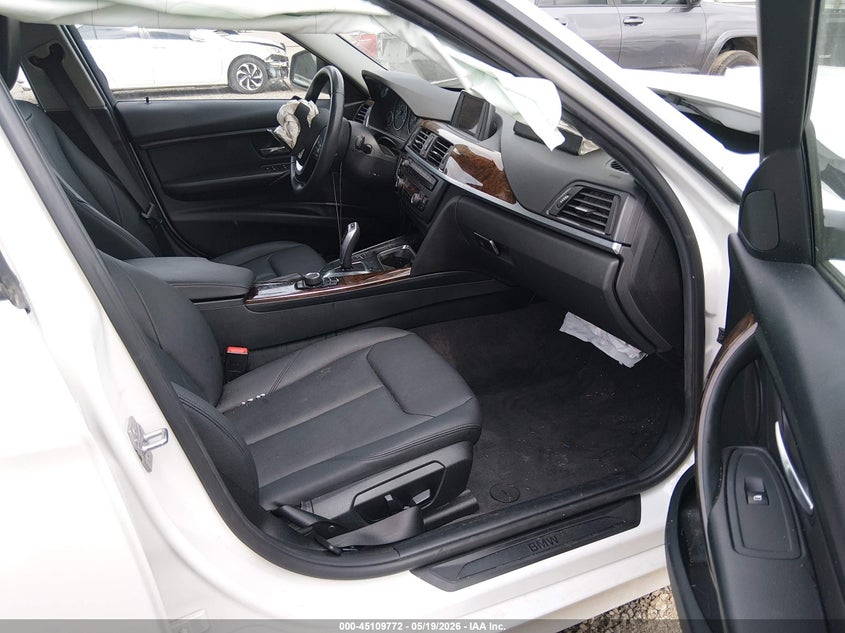 2015 BMW 3er VIN WBA3B5C59FF962781 IAAI salvage auction — FRONT END, Salvage (New Jersey), sold $950 on 2026-08-12 (photo 5)