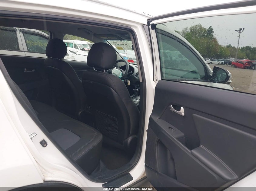 2015 Kia Sportage VIN KNDPBCAC1F7781081 IAAI salvage auction — FRONT END, Salvage (New Hampshire), sold $1,500 on 2026-07-17 (photo 8)