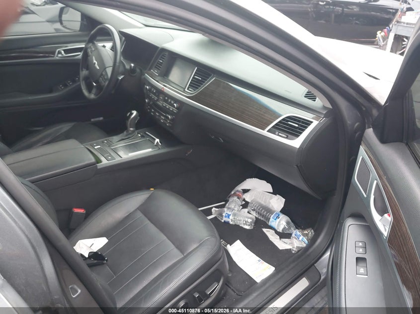 2016 Hyundai Genesis VIN KMHGN4JE8GU143312 IAAI salvage auction — RIGHT FRONT, Salvage Title, sold $2,700 on 2026-07-15 (photo 5)