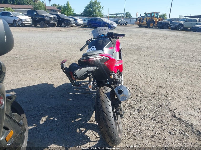 2025 Kawasaki Ninja VIN ML5EXGG12SDA68477 IAAI salvage auction — RIGHT FRONT, Salvage (California), sold $1,050 on 2026-07-28 (photo 6)