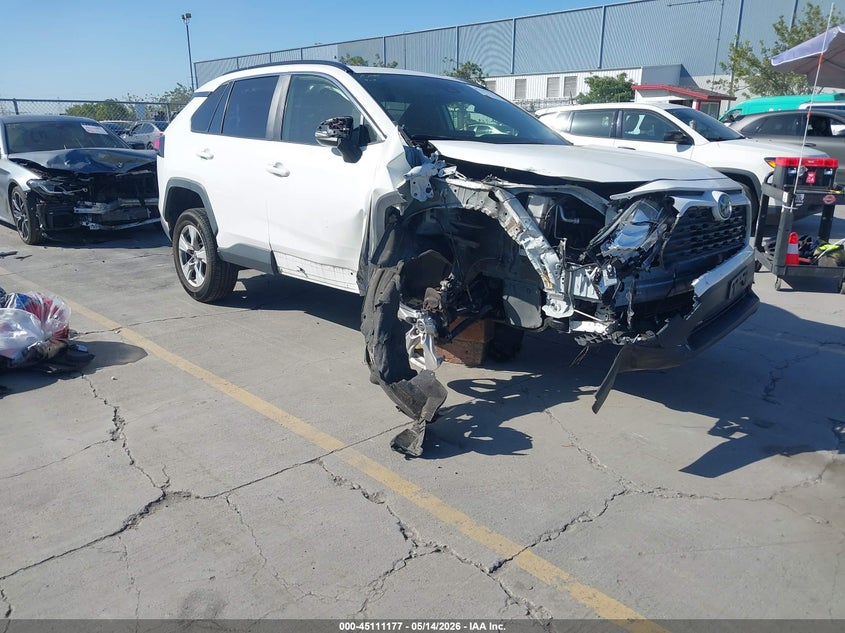2019 Toyota Rav 4 VIN JTMP1RFVXKD500892 IAAI salvage auction — RIGHT FRONT, Salvage (California), sold $5,650 on 2026-07-06 (photo 1)