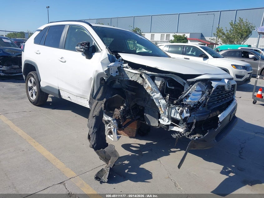 2019 Toyota Rav 4 VIN JTMP1RFVXKD500892 IAAI salvage auction — RIGHT FRONT, Salvage (California), sold $5,650 on 2026-07-06 (photo 6)