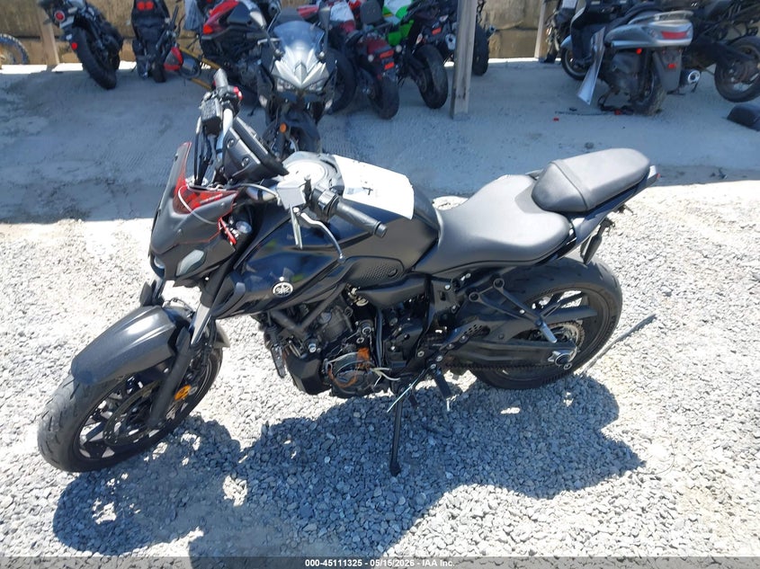 2024 Yamaha Mt VIN JYARM32E7RA010193 IAAI salvage auction — LEFT & RIGHT, Salvage (North Carolina), sold $2,750 on 2026-07-14 (photo 2)