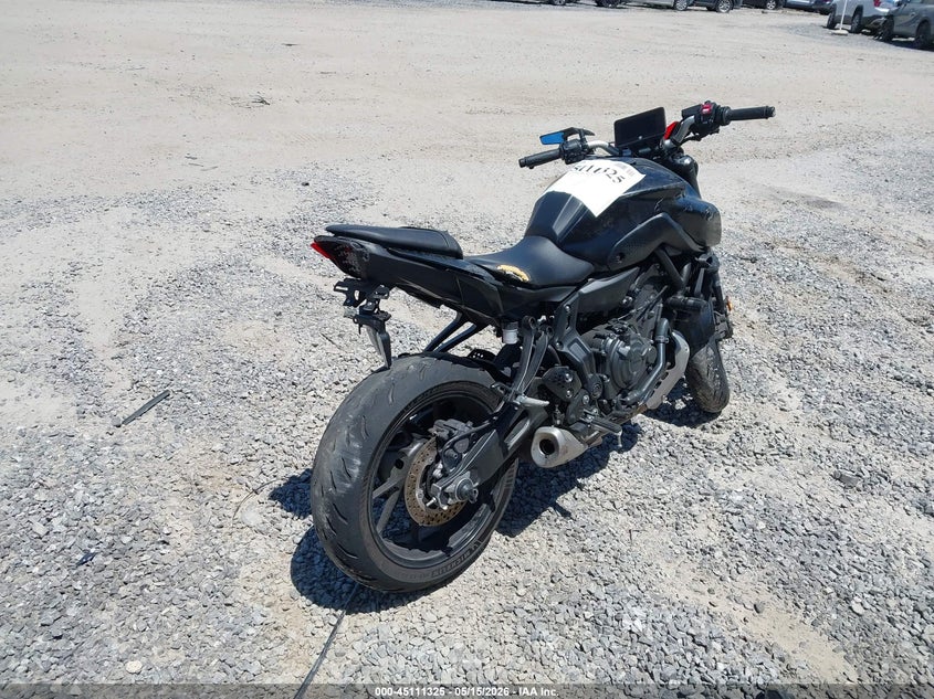 2024 Yamaha Mt VIN JYARM32E7RA010193 IAAI salvage auction — LEFT & RIGHT, Salvage (North Carolina), sold $2,750 on 2026-07-14 (photo 4)