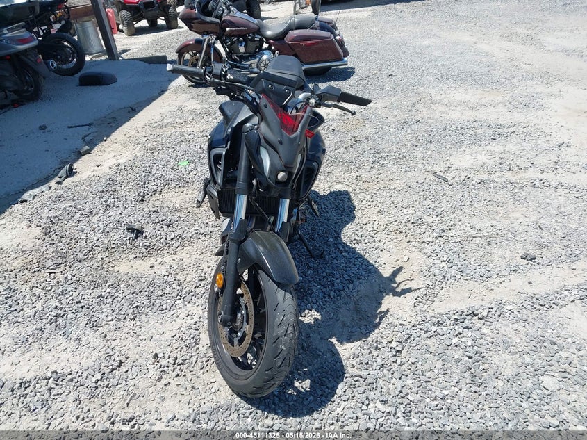 2024 Yamaha Mt VIN JYARM32E7RA010193 IAAI salvage auction — LEFT & RIGHT, Salvage (North Carolina), sold $2,750 on 2026-07-14 (photo 5)