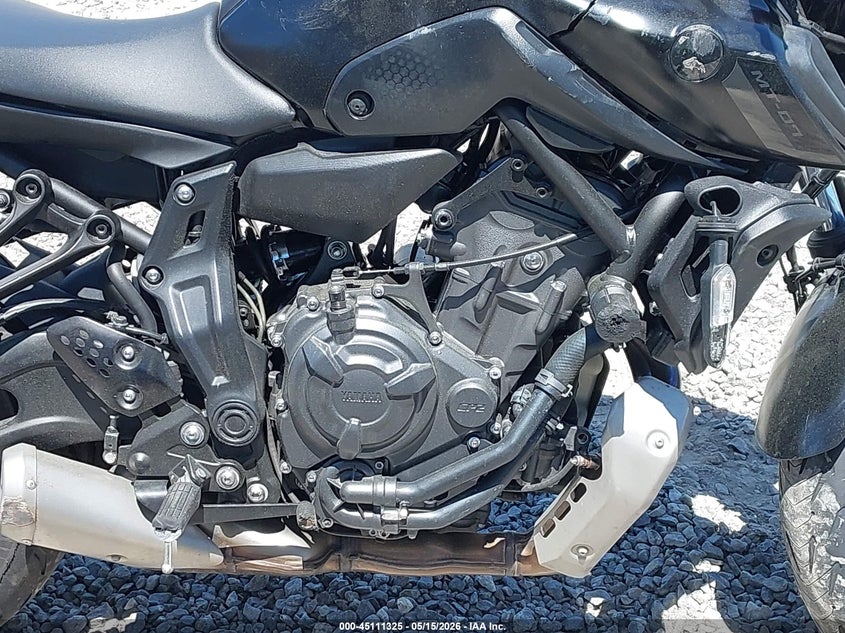 2024 Yamaha Mt VIN JYARM32E7RA010193 IAAI salvage auction — LEFT & RIGHT, Salvage (North Carolina), sold $2,750 on 2026-07-14 (photo 8)
