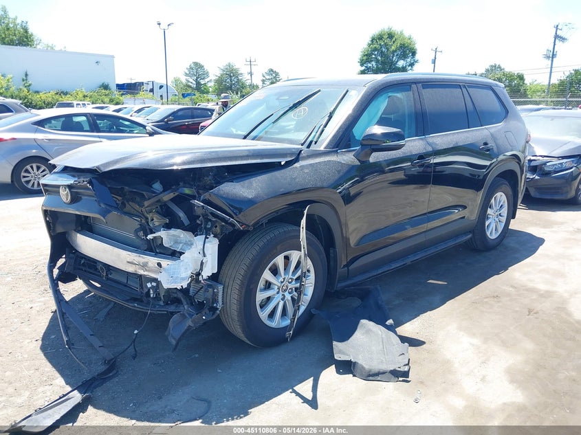 2024 Toyota Highlander VIN 5TDACAB52RS029388 IAAI salvage auction — FRONT END, Salvage (North Carolina), sold $18,100 on 2026-08-02 (photo 2)