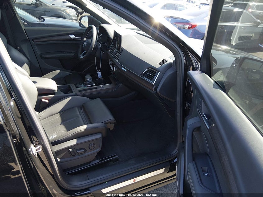 2025 Audi Q5 VIN WA1E2AFY7S2006270 IAAI salvage auction — FRONT END, Salvage (California), sold $20,400 on 2026-08-02 (photo 5)