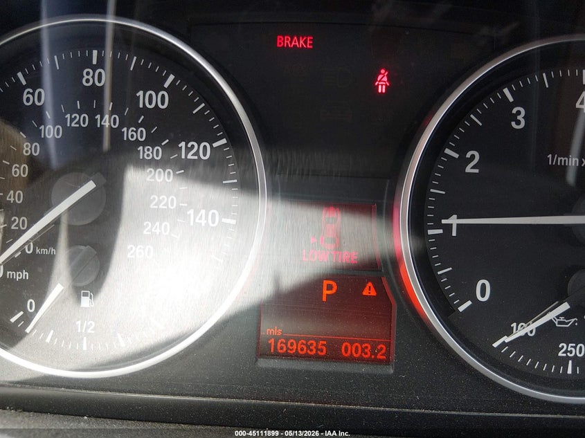 2011 BMW 3 series VIN WBAKE5C50BE429530 IAAI salvage auction — NORMAL WEAR, Clear - Dealer Only (California), sold $1,000 on 2026-07-23 (photo 7)
