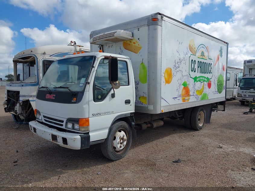 2005 Isuzu W4s042 npr hd gas reg VIN 4KLC4B1U55J801572 IAAI salvage auction — NORMAL WEAR, Original (Texas), sold $1,300 on 2026-07-08 (photo 2)