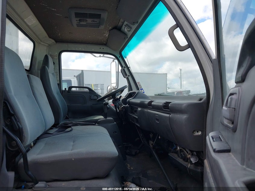 2005 Isuzu W4s042 npr hd gas reg VIN 4KLC4B1U55J801572 IAAI salvage auction — NORMAL WEAR, Original (Texas), sold $1,300 on 2026-07-08 (photo 7)