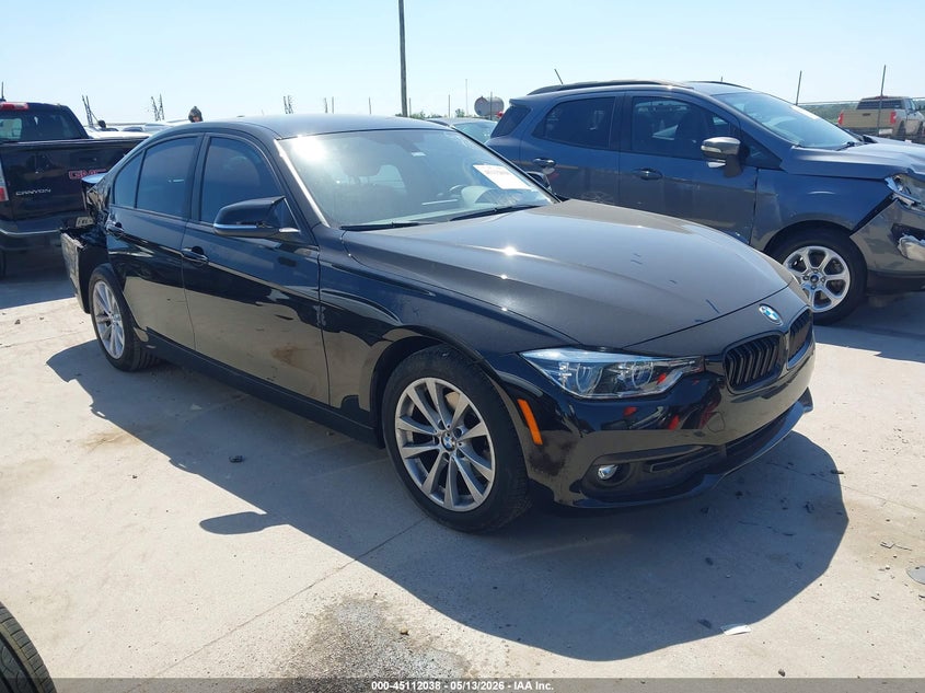 2018 BMW 3er VIN WBA8E1G50JNU90291 IAAI salvage auction — RIGHT REAR, Original (Texas), sold $3,950 on 2026-08-11 (photo 1)