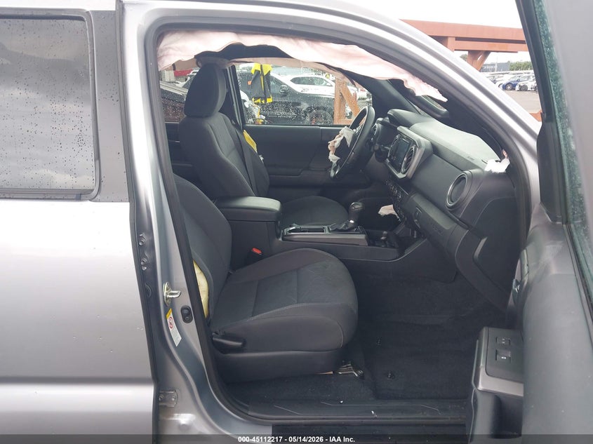2019 Toyota Tacoma VIN 3TMDZ5BN2KM059869 IAAI salvage auction — LEFT SIDE, Salvage (Oregon), sold $12,650 on 2026-07-09 (photo 5)