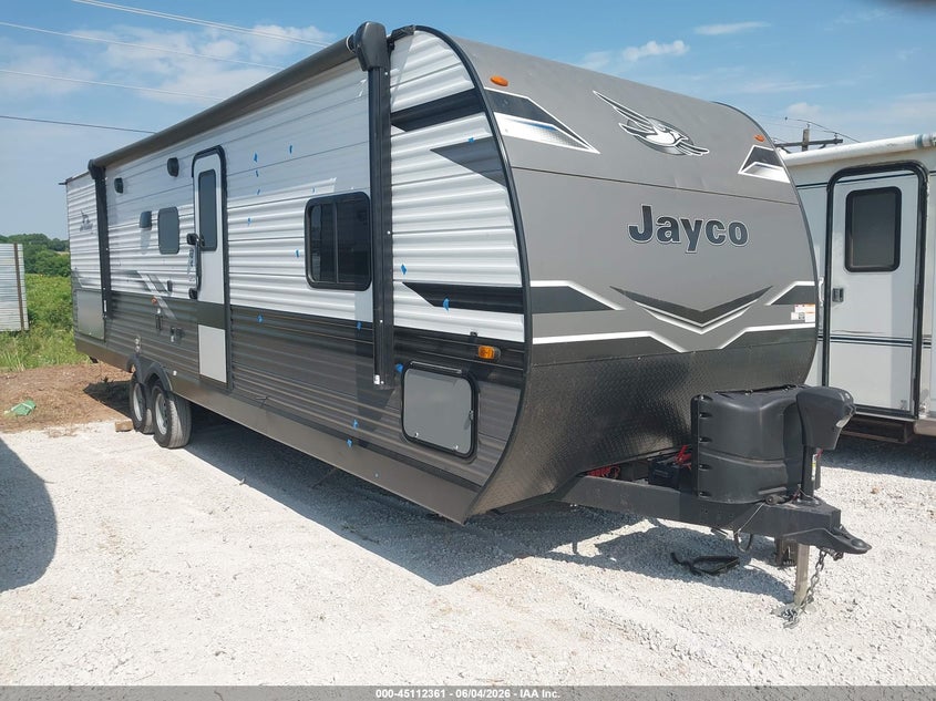2023 Other Other VIN 1UJBC0BSXP1750217 IAAI salvage auction — HAIL, Salvage (Missouri), sold $4,350 on 2026-07-30 (photo 1)