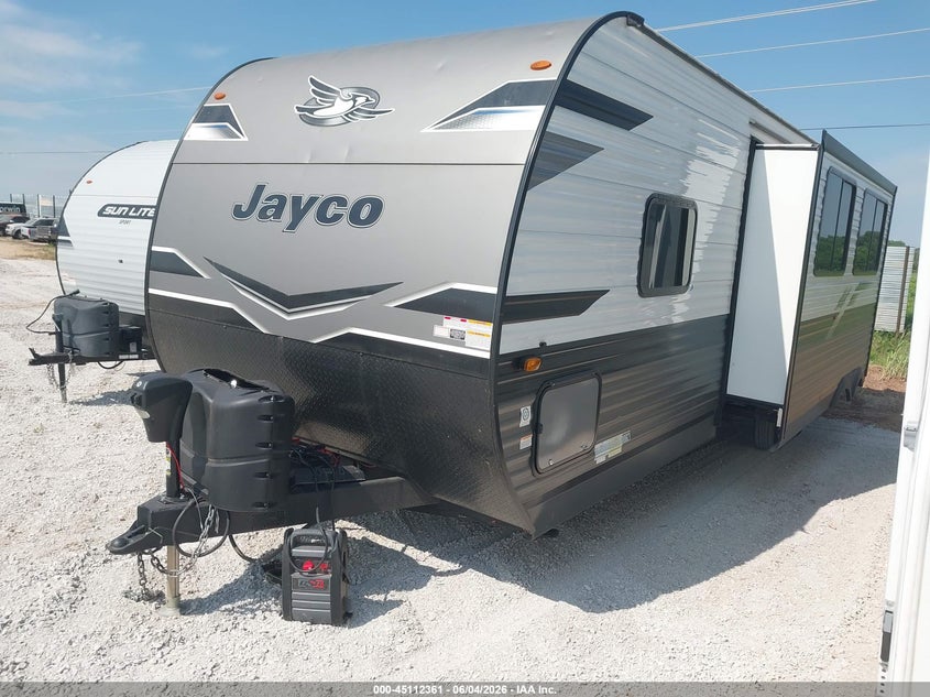 2023 Other Other VIN 1UJBC0BSXP1750217 IAAI salvage auction — HAIL, Salvage (Missouri), sold $4,350 on 2026-07-30 (photo 2)