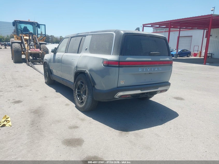 2023 Rivian R1s VIN 7PDSGABA0PN019590 IAAI salvage auction — FRONT END, Salvage (California), sold $25,000 on 2026-07-30 (photo 3)