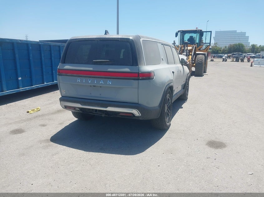 2023 Rivian R1s VIN 7PDSGABA0PN019590 IAAI salvage auction — FRONT END, Salvage (California), sold $25,000 on 2026-07-30 (photo 4)