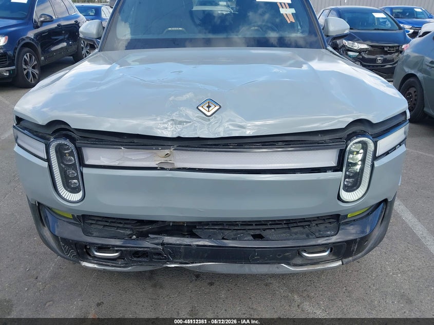 2023 Rivian R1s VIN 7PDSGABA0PN019590 IAAI salvage auction — FRONT END, Salvage (California), sold $25,000 on 2026-07-30 (photo 6)