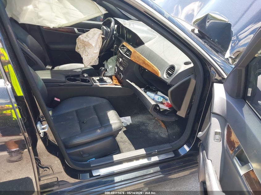 2013 Mercedes-benz C-klasse VIN WDDGF4HB1DA861994 IAAI salvage auction — BIO HAZARD, Salvage (North Carolina), sold $275 on 2026-08-20 (photo 5)