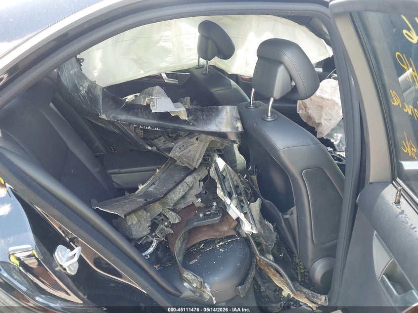 2013 Mercedes-benz C-klasse VIN WDDGF4HB1DA861994 IAAI salvage auction — BIO HAZARD, Salvage (North Carolina), sold $275 on 2026-08-20 (photo 8)